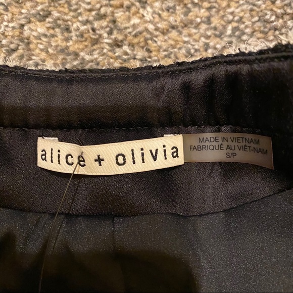 🎀SOLD🎀Alice Olivia Andreas Tweed Crystal Jacket - Picture 8 of 8